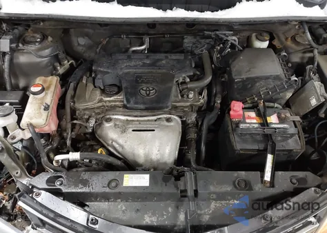 2015 Toyota Rav4 Limited z USA, uszkodzony, nr VIN JTMDFREV2FD171097